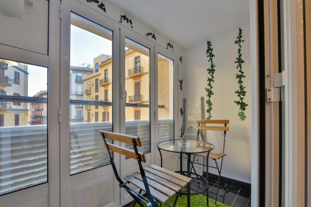 Residenza Napoli Centrale Extérieur photo